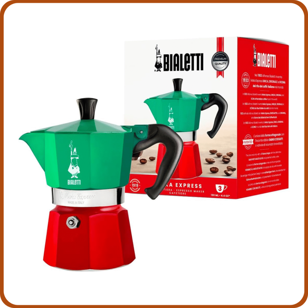 Bialetti - Moka Express Italian Collection: Icónica Cafetera Italiana para Espresso, Auténtico Café Italiano, 3 Tazas (130 ml), Aluminio, Color Verde/Rojo 